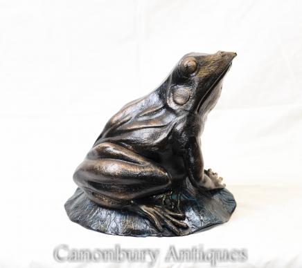 Cast Iron Frog Statue Toad