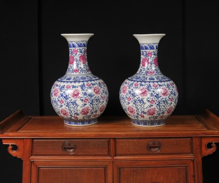 Pair Chinese Famile Rose Porcelain Vases Urns Shangping Form Kangxi