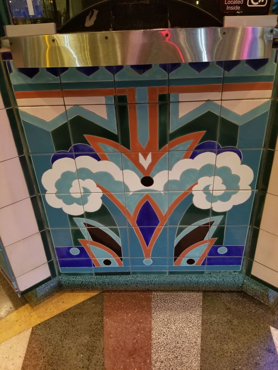 Just look at that original tile work, wonderful pastel hues