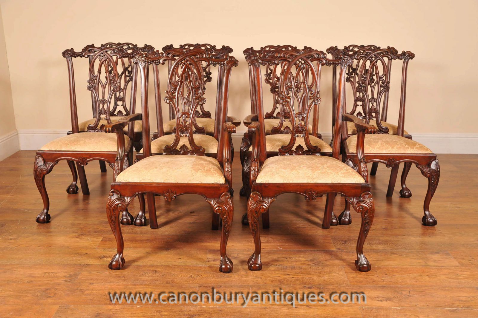 Set of Chippendale chairs with ball and claw feet