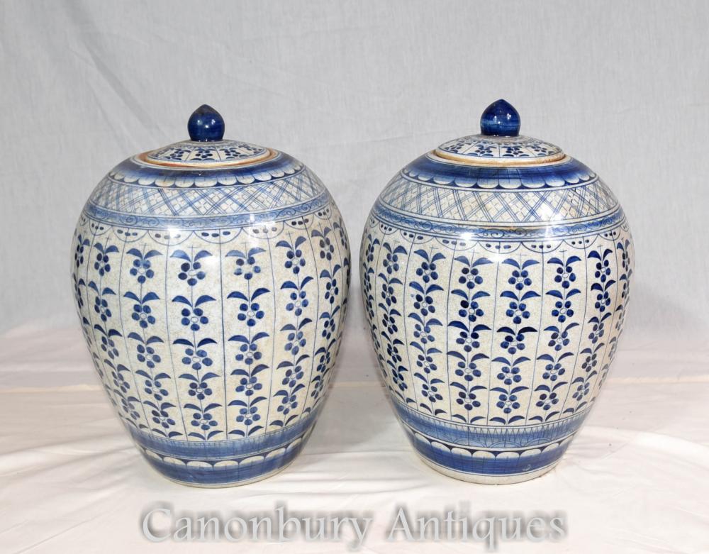 Pair Blue and White Porcelain Ming Lidded Urns Vases Pots Chinese