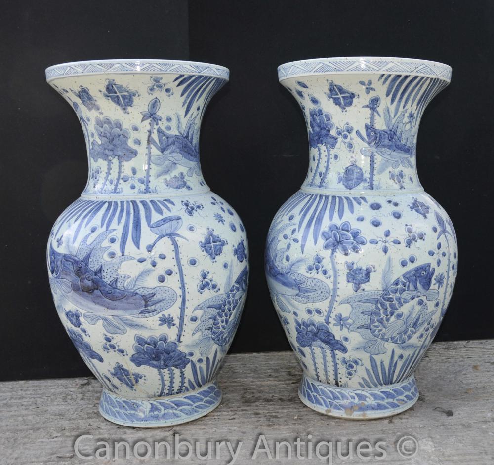 Pair Chinese Kangxi Blue and White Porcelain