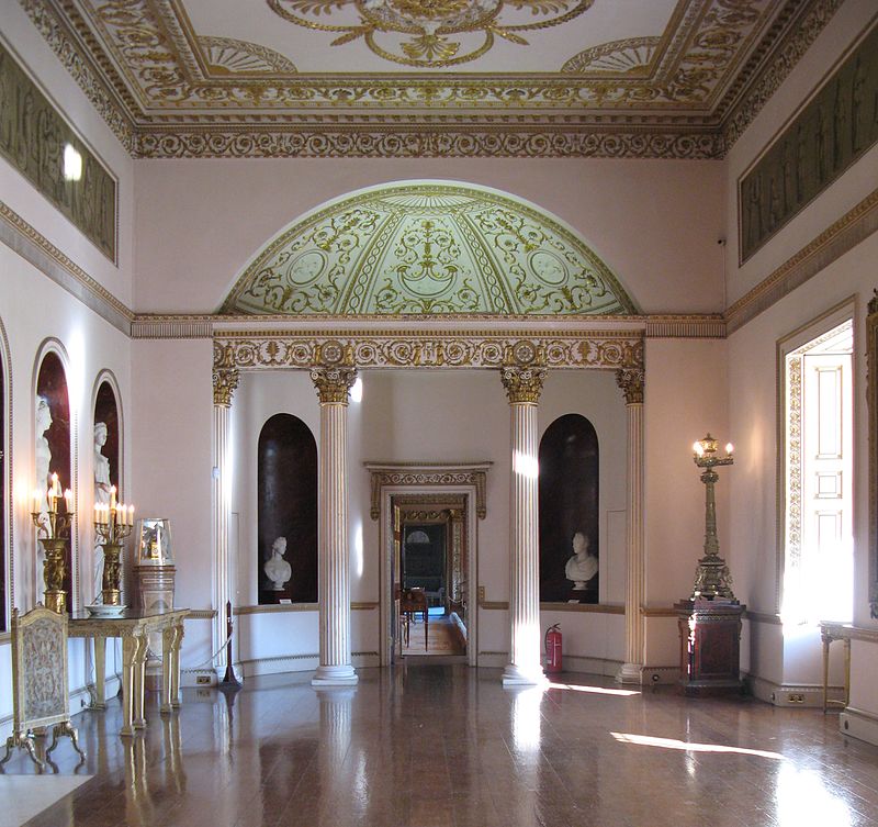 Intérieur classique d'Adams dans Syon House à Londres