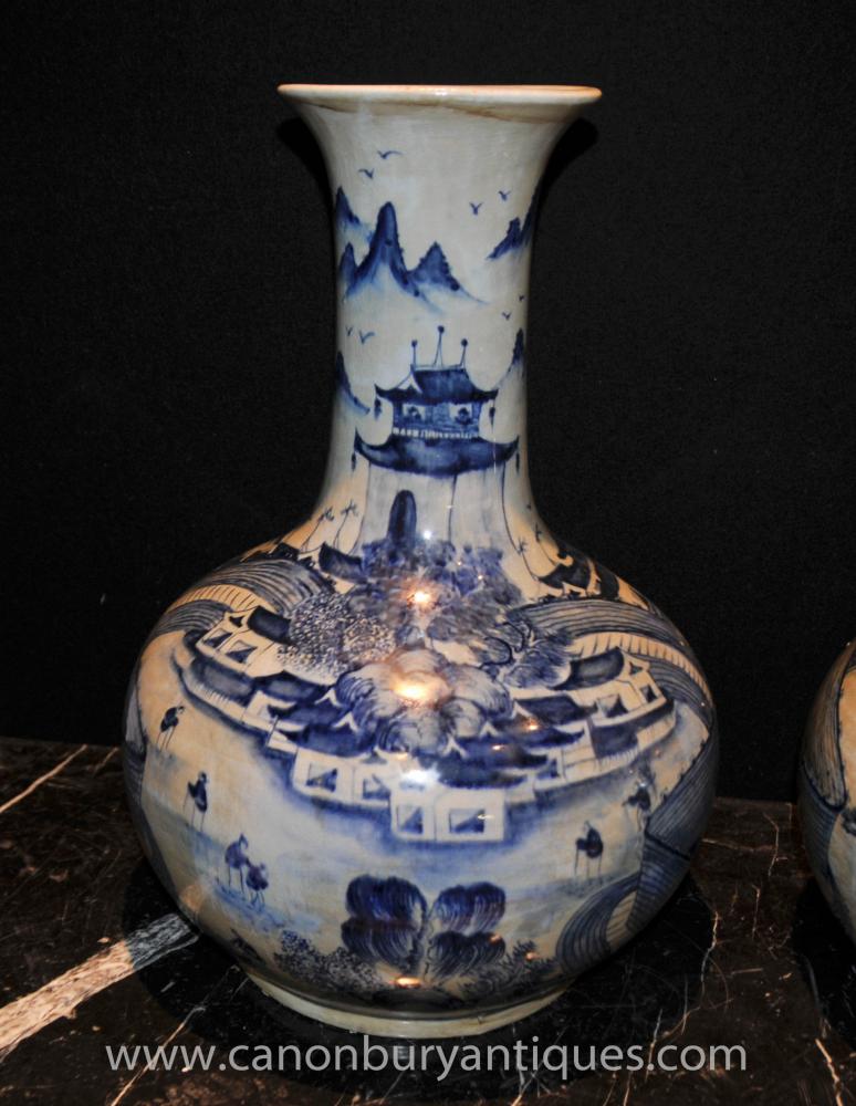 Pair Chinese Ming Bulbous Urns Vases Blue and White ...