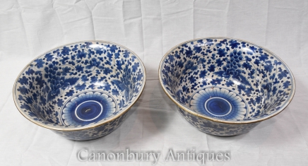 Pair Chinese Nanking Blue and White Porcelain Bowls Floral
