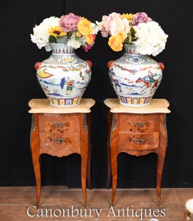 Pair Chinese Porcelain Vases - Qianlong China Urns Hand Painted