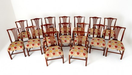 Set 16 Chippendale Dining Chairs Mahogany
