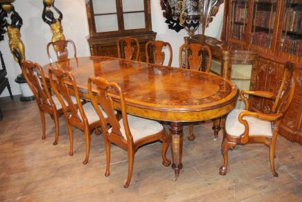 Walnut Victorian Dining Table Queen Anne Chair Set