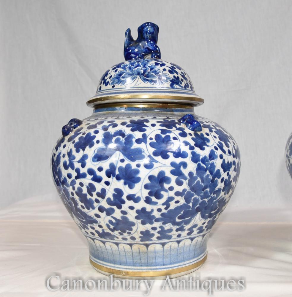 Pair Chinese Blue and White Porcelain Lidded Urns Vases Nanking