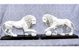 Pair Italian Stone Medici Lions


















 
