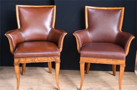 Pair Art Deco Arm Chairs - Club Chair Walnut












 


