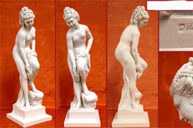 Classical Nude Female Venus Statue - Stone










 


