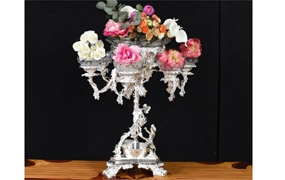 Silver Plate Centrepiece Epergne








 














